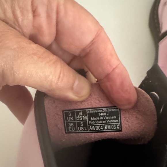 Dr. Martens Glossy Pink Combat Boots Size 5 - Picture 4 of 10